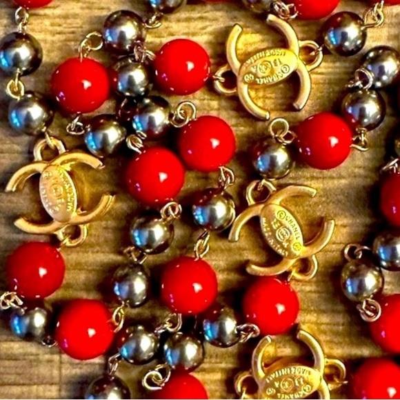 WOW POSHMARK - Authentic Chanel Superstar Red Silver Gold Iconic Necklace 52” - Picture 12 of 16